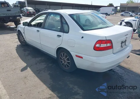 2003 Volvo S40 A из США, поврежденный, VIN YV1VS27583F999072